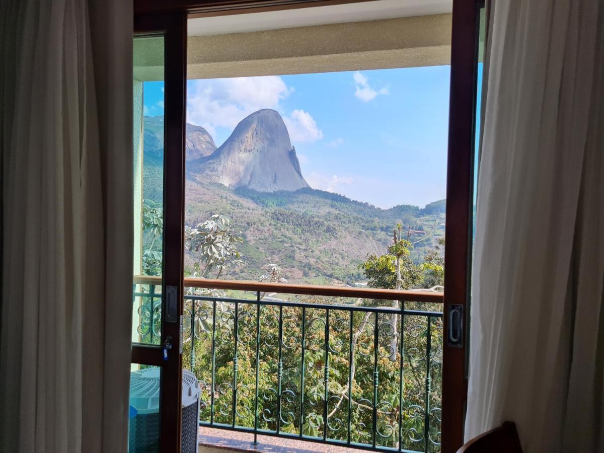 Vista Para Pedra Azul E Tv De 85" Экстерьер фото